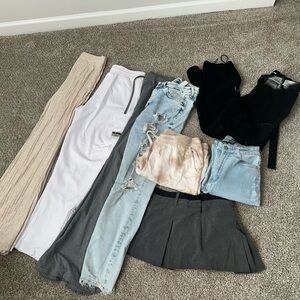 Stylish Clothing Bundle 140 pieces of clothing